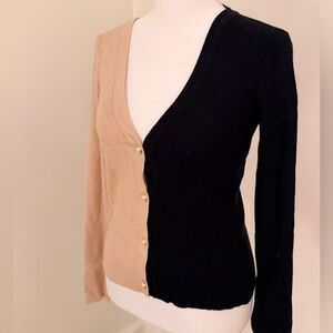 Vestique Black and Tan Women's Cardigan